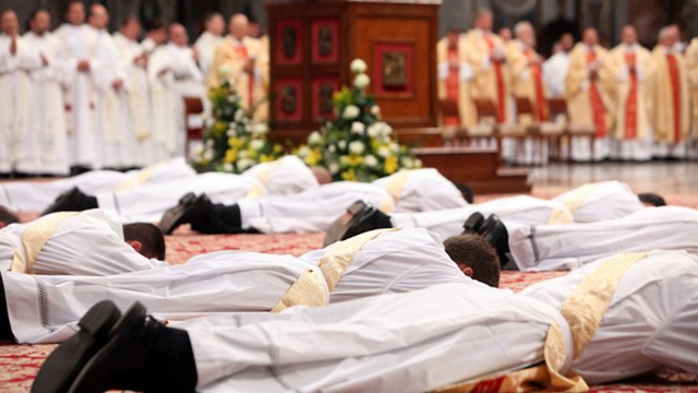 Quais são os benefícios do celibato sacerdotal Sou Católico