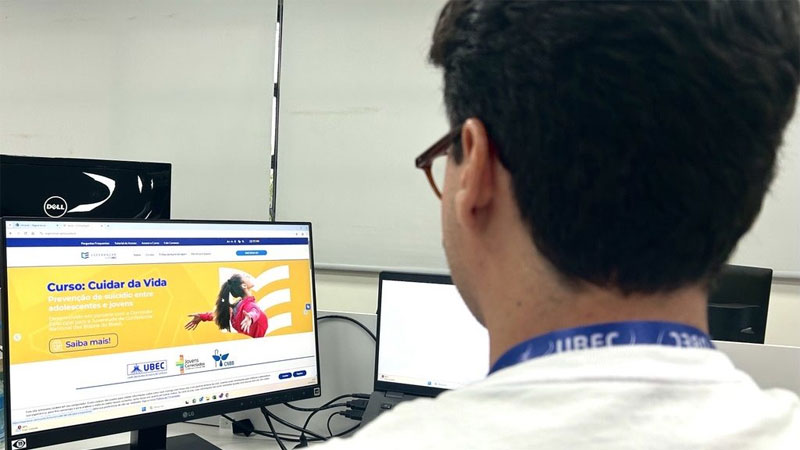 Cuidar da vida: Comissão para a Juventude e Ubec oferecem curso gratuito para promoção da saúde mental