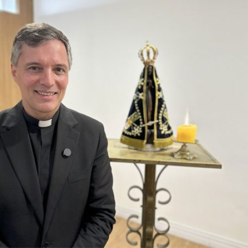 “A forma como se vive a fé resultará em muitas canonizações no Brasil”, disse membro do Dicastério para a Causa dos Santos