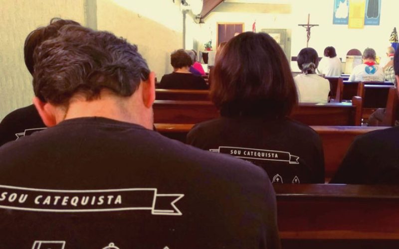Dia do Catequista: Comissão Bíblico-Catequética propõe celebração orante inspirada no Coração de Jesus
