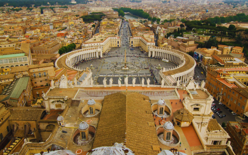 Papa Leão expressa dor por ataque à Igreja Católica na RD Congo